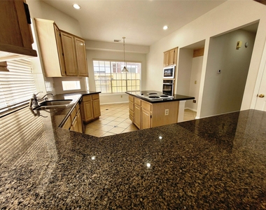 17403 Canyon Knoll Drive - Photo Thumbnail 8