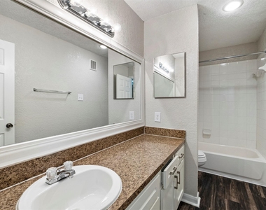 12500 Sandpiper Drive - Photo Thumbnail 11