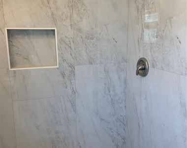 307 Avondale Street - Photo Thumbnail 14