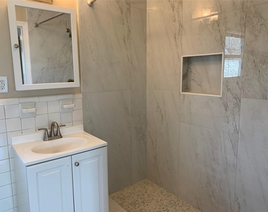 307 Avondale Street - Photo Thumbnail 13