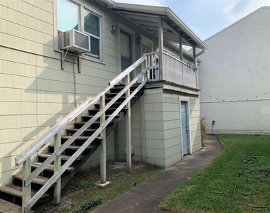 307 Avondale Street - Photo Thumbnail 2