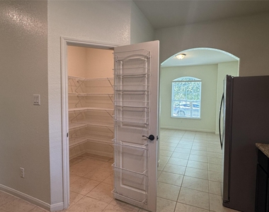 21326 Echo Manor Drive - Photo Thumbnail 4