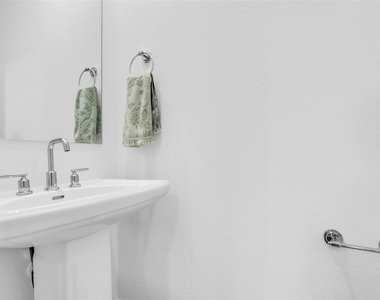 17822 Carnation Glen Drive - Photo Thumbnail 15