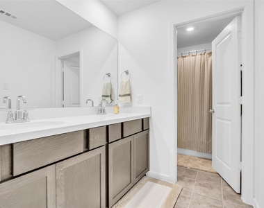 17822 Carnation Glen Drive - Photo Thumbnail 20