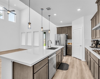 17822 Carnation Glen Drive - Photo Thumbnail 11