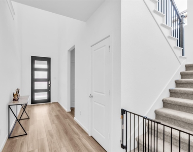 17822 Carnation Glen Drive - Photo Thumbnail 4