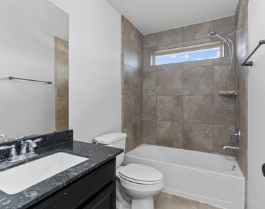 6018 Mapleton Meadow Lane - Photo Thumbnail 10
