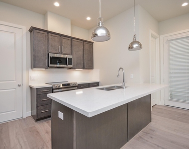 5914 Jasper Jones Way - Photo Thumbnail 3