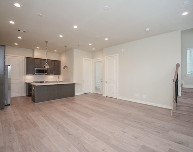 5914 Jasper Jones Way - Photo Thumbnail 6