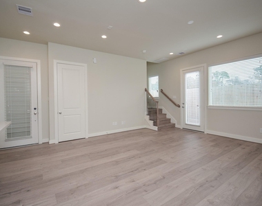 5914 Jasper Jones Way - Photo Thumbnail 8