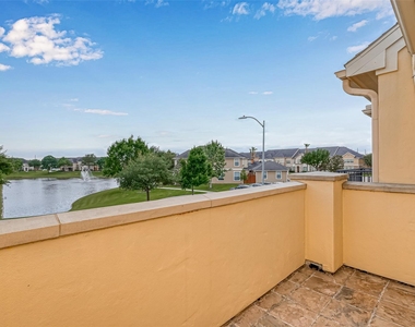 14426 Summerleaf Lane - Photo Thumbnail 34