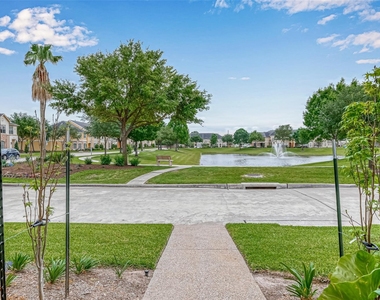 14426 Summerleaf Lane - Photo Thumbnail 37