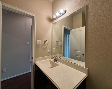 3407 Daniel Falls Lane - Photo Thumbnail 12