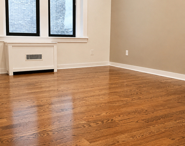 410 Eastern Parkway - Photo Thumbnail 3