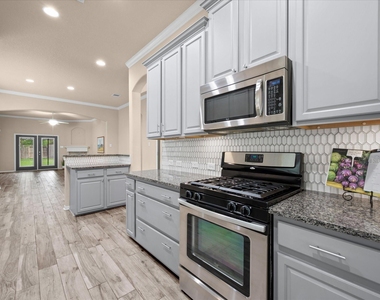 26 Canterborough Place - Photo Thumbnail 2