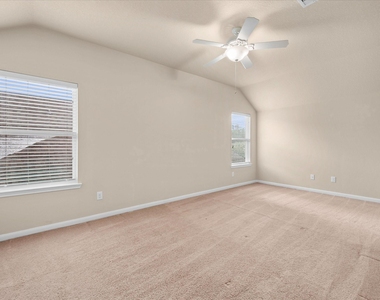 26 Canterborough Place - Photo Thumbnail 21