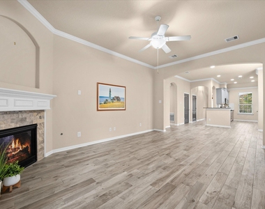 26 Canterborough Place - Photo Thumbnail 8