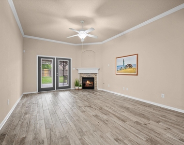 26 Canterborough Place - Photo Thumbnail 7
