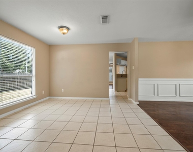 18103 Gravenhurst Lane - Photo Thumbnail 15