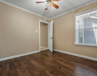 18103 Gravenhurst Lane - Photo Thumbnail 9