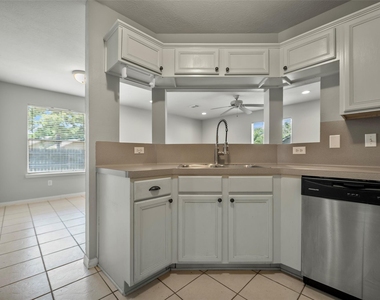 18103 Gravenhurst Lane - Photo Thumbnail 17