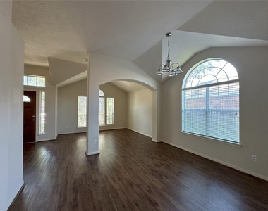 6018 Twin Creek - Photo Thumbnail 9