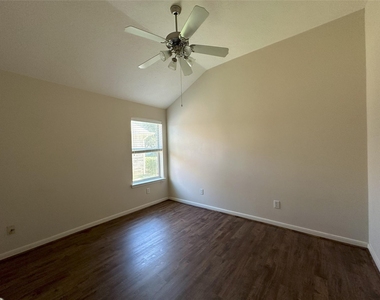 6018 Twin Creek - Photo Thumbnail 14