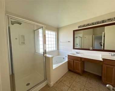 6018 Twin Creek - Photo Thumbnail 13