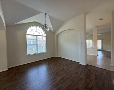 6018 Twin Creek - Photo Thumbnail 7