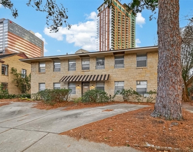 2021 Southgate Boulevard - Photo Thumbnail 16