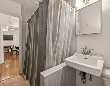 2021 Southgate Boulevard - Photo Thumbnail 13