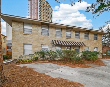 2021 Southgate Boulevard - Photo Thumbnail 15