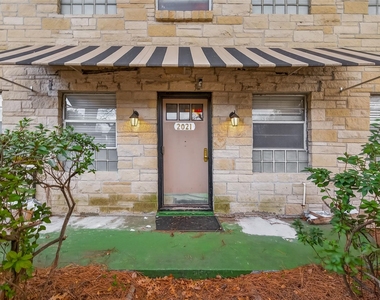 2021 Southgate Boulevard - Photo Thumbnail 18