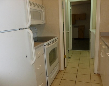 5330 Springwood Road - Photo Thumbnail 10