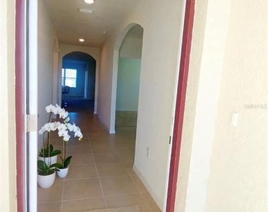 3499 N Vonnegut Pt - Photo Thumbnail 16