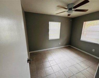 669 Lear Terrace - Photo Thumbnail 13