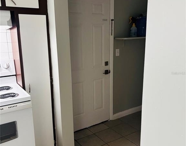 669 Lear Terrace - Photo Thumbnail 7