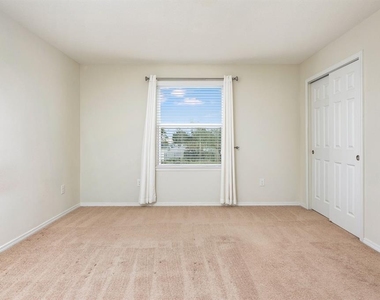 4770 White Sanderling Court - Photo Thumbnail 15