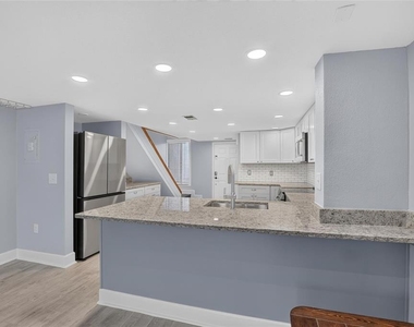 1028 Apollo Beach Boulevard - Photo Thumbnail 9
