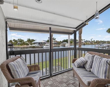 1028 Apollo Beach Boulevard - Photo Thumbnail 31
