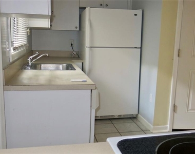 12425 Touchton Dr - Photo Thumbnail 9
