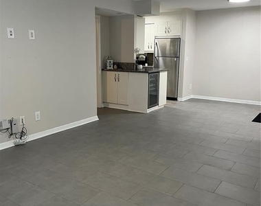 528 Golden Raintree Place - Photo Thumbnail 12