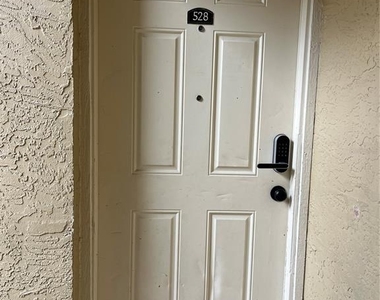 528 Golden Raintree Place - Photo Thumbnail 2