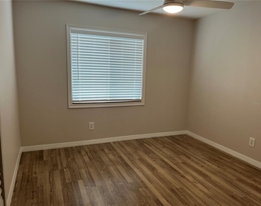 528 Golden Raintree Place - Photo Thumbnail 22