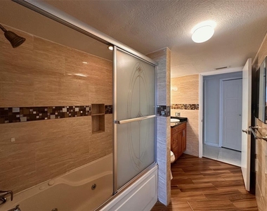 2699 Seville Boulevard - Photo Thumbnail 27