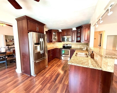 5210 4th Avenue N - Photo Thumbnail 17
