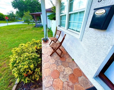 5210 4th Avenue N - Photo Thumbnail 3
