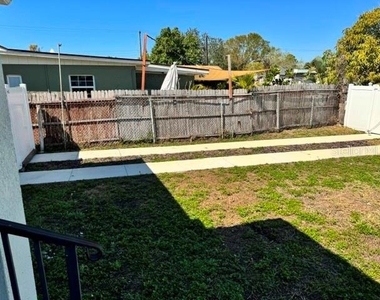 2531 W Walnut Street - Photo Thumbnail 16