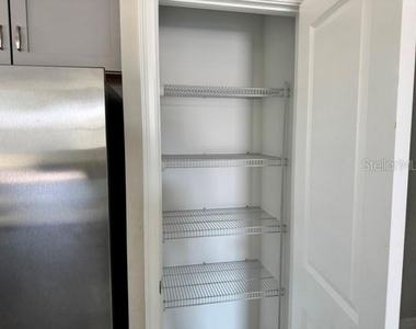 2531 W Walnut Street - Photo Thumbnail 12