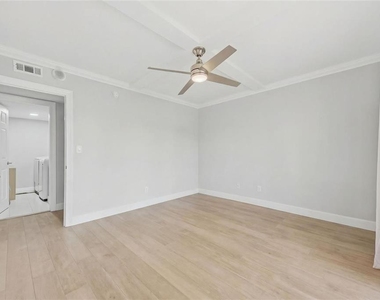 4141 Bayshore Boulevard - Photo Thumbnail 20
